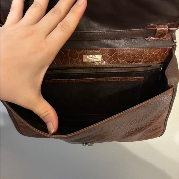 Emilio Pucci Vintage Shoulder Purse Bag Leather Croc Design with Gold Hardware - Picture 6 of 12